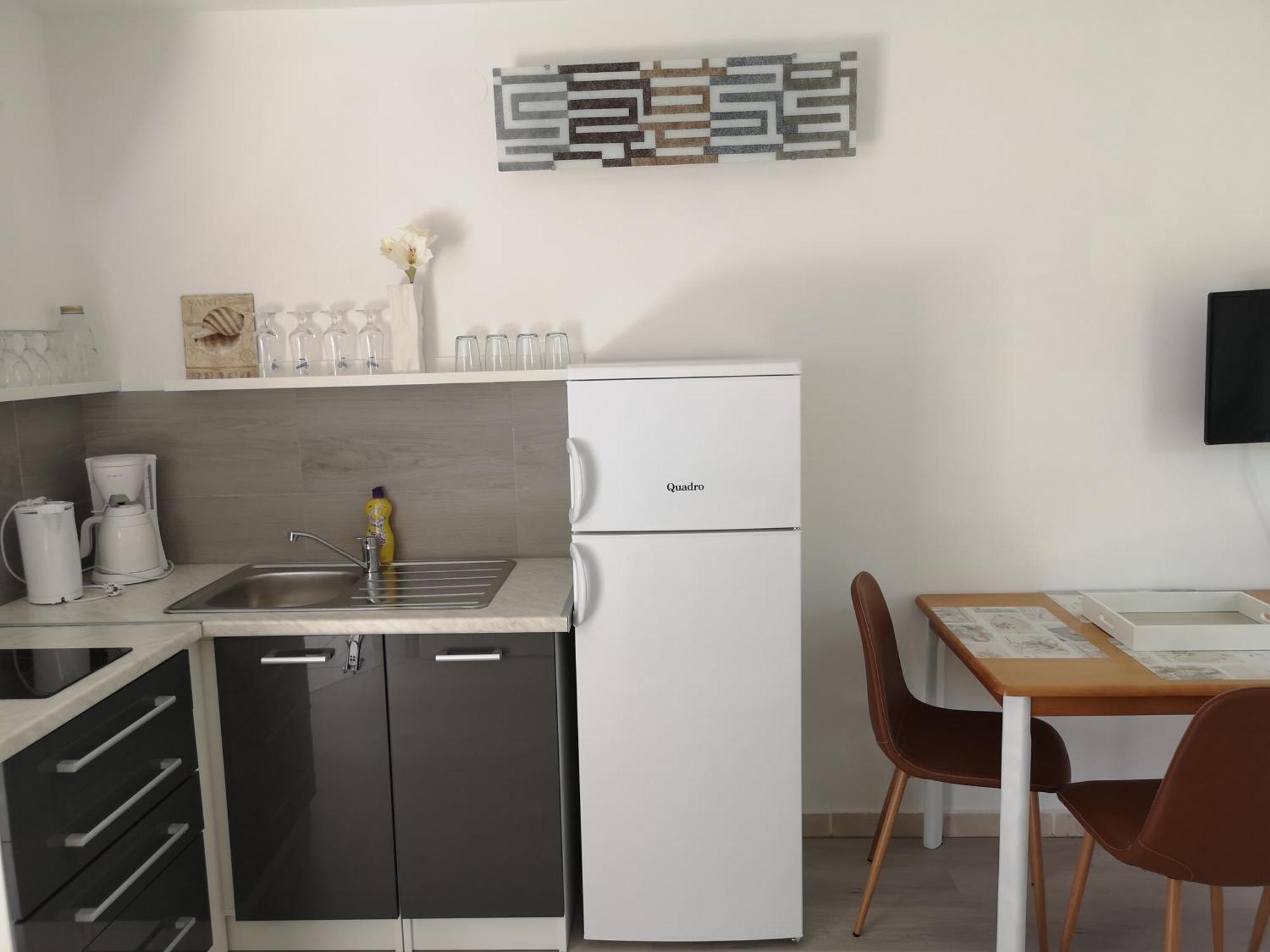 Chillout Apartments With Pool Patricia Fazana Room photo